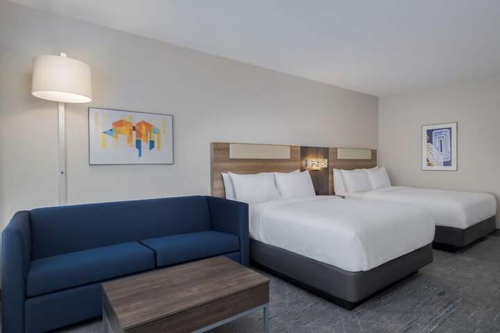 Room 10 of 59
