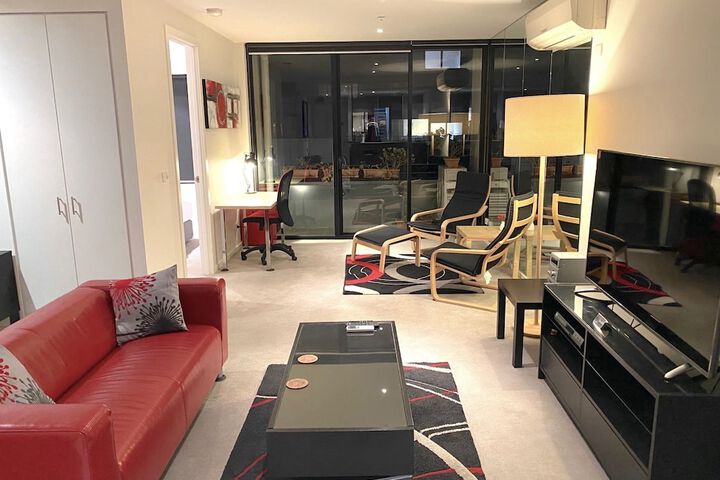 Room 9 of 26