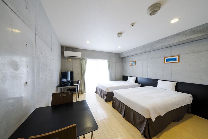 Room 36 of 191