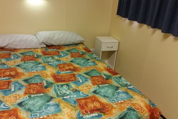 Room 4 of 50