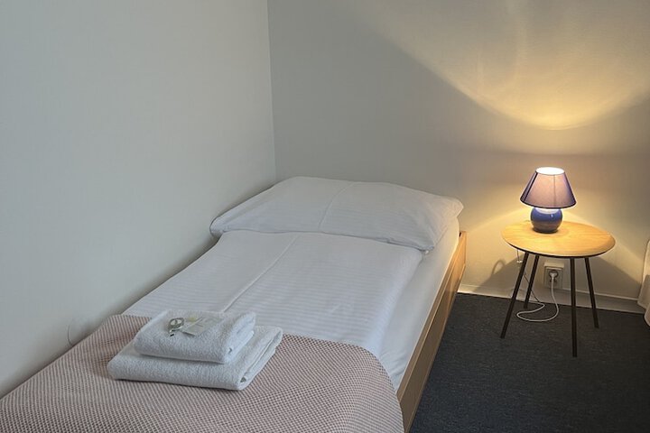 Room 13 of 49