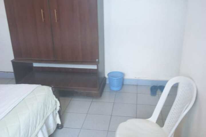 Room 6 of 24