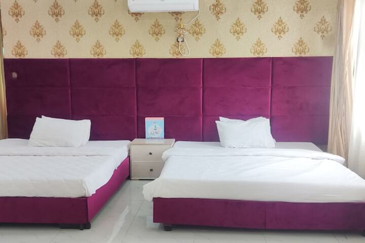 Room 2 of 7