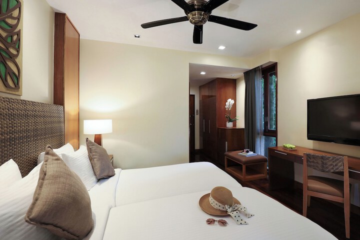 Room 10 of 86