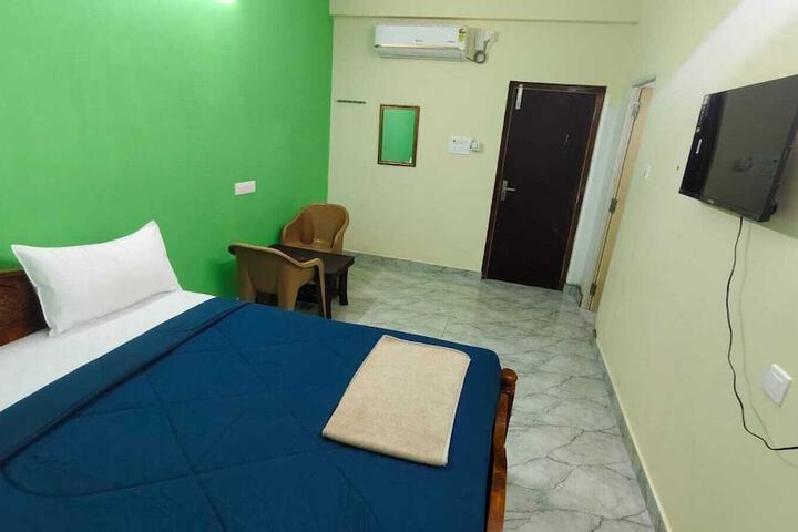 Room 17 of 47