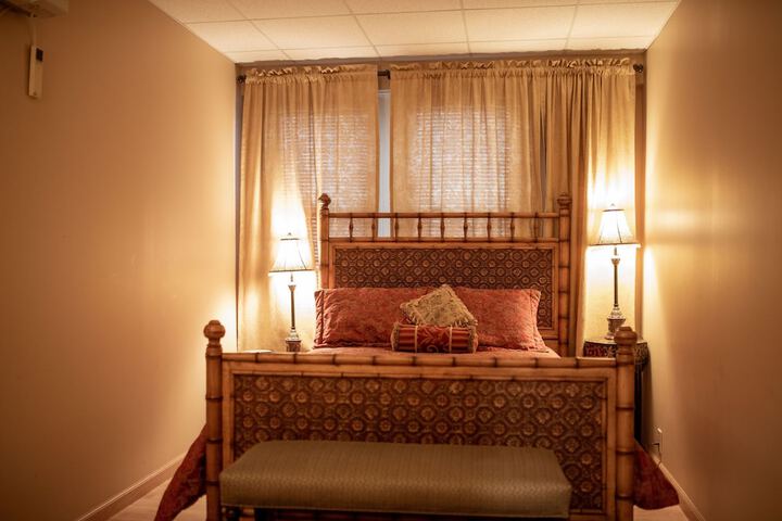 Room 22 of 107