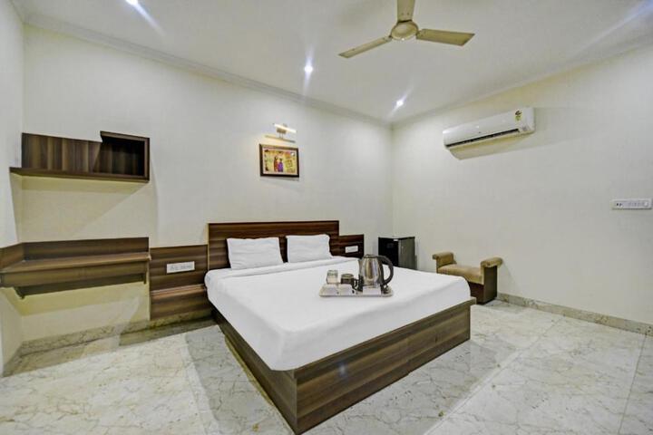 Super Hotel O Bungalow 16