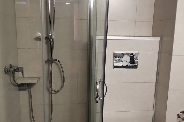 Room 48 of 52