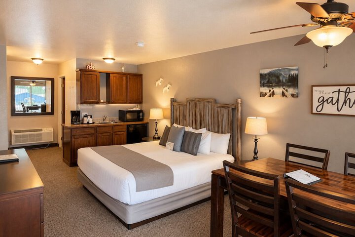 Room 14 of 46
