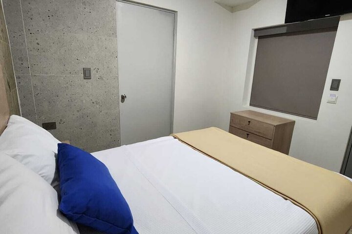 Room 19 of 35
