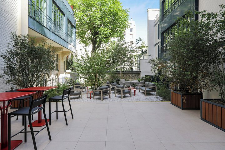 Terrace/Patio 31 of 32