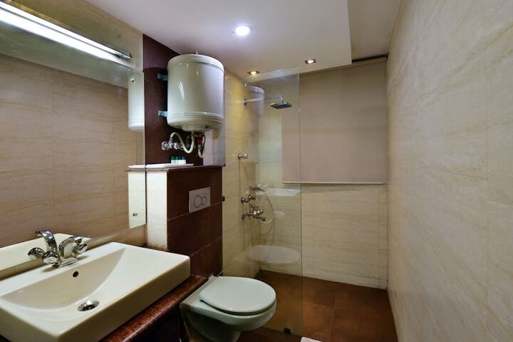 Clean Restrooms