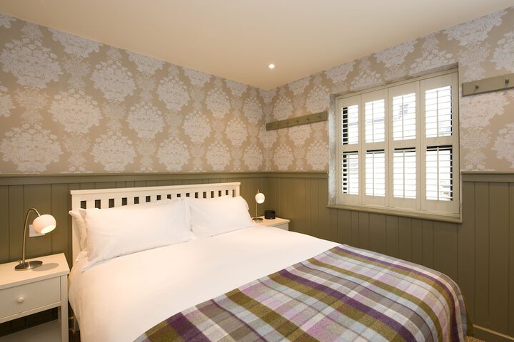 Room 12 of 75