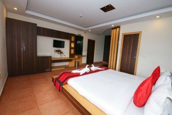 Room 15 of 26