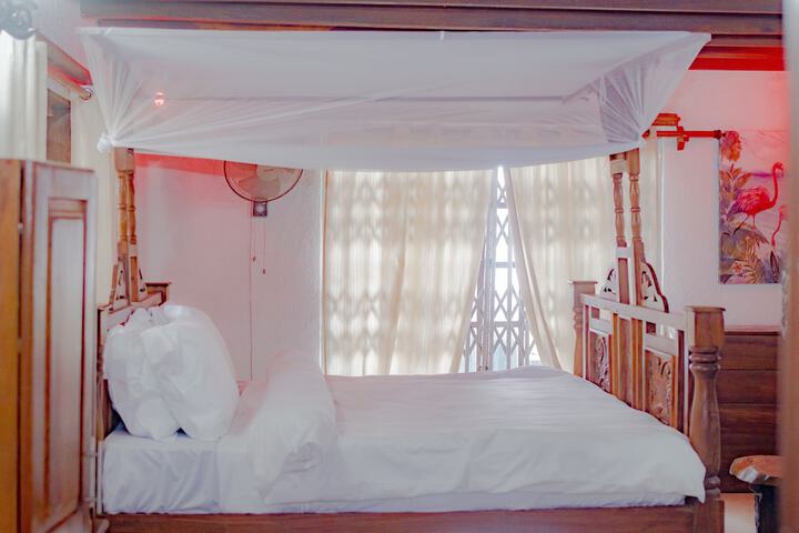 Room 7 of 23