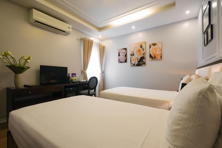 Room 5 of 45