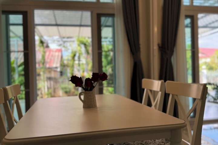 Room 95 of 272
