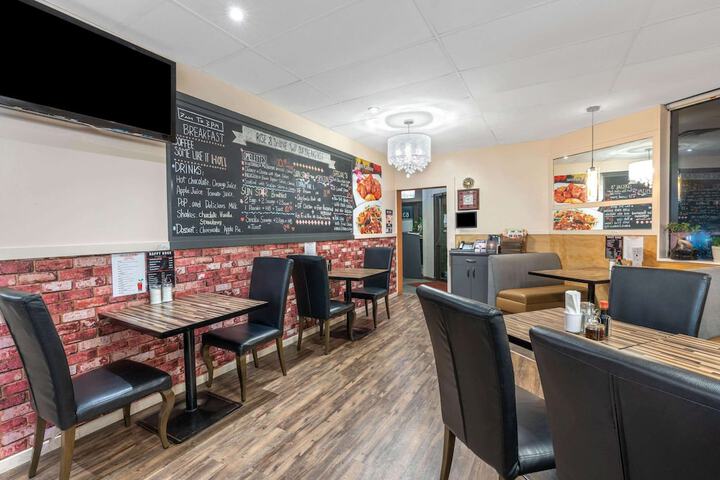 Dining Photos
