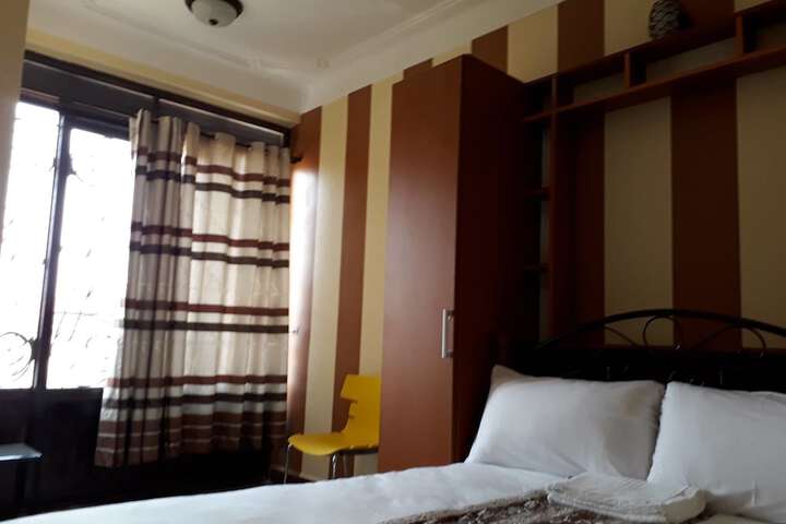 Room 4 of 21
