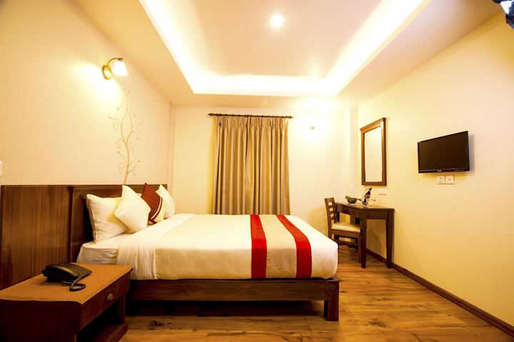Room 5 of 34