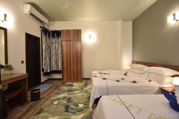 Room 18 of 53