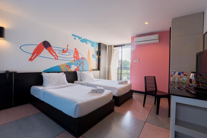 Room 27 of 55