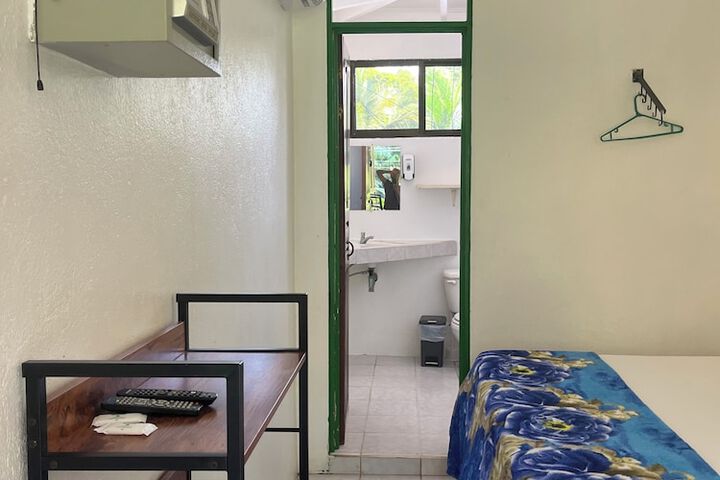 Room 14 of 41