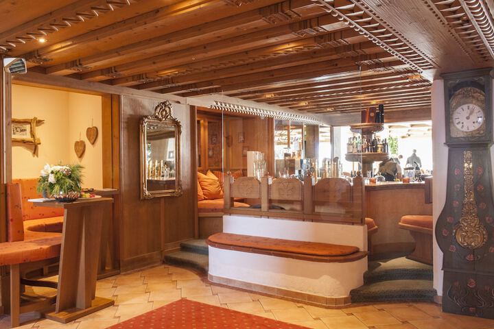 Hotel Interior 4 of 53