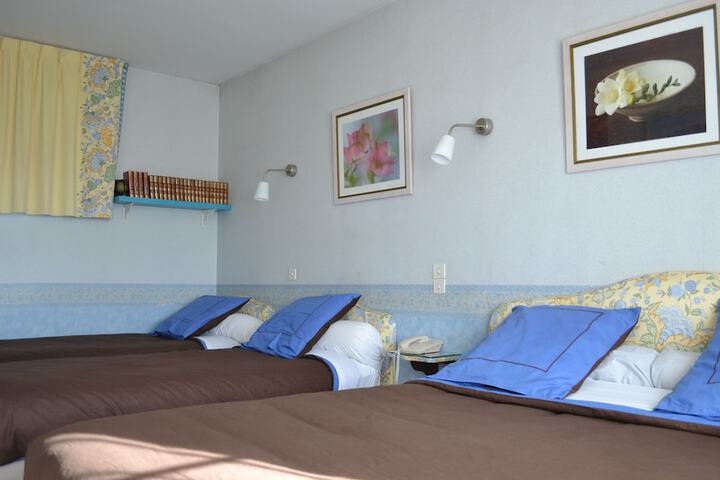 Room 5 of 58
