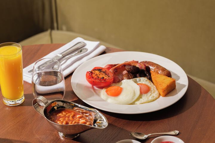 Breakfast/Coffee Service 77 of 109