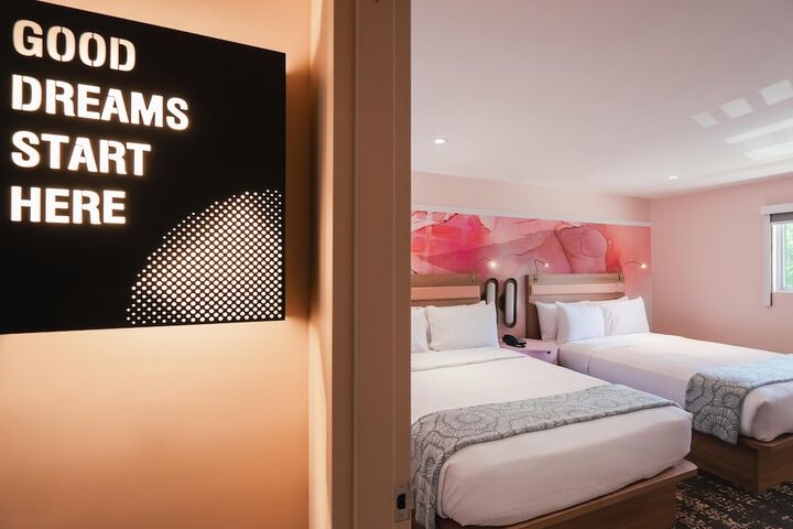 Room 14 of 48