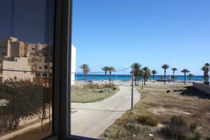 General 11 of 26
