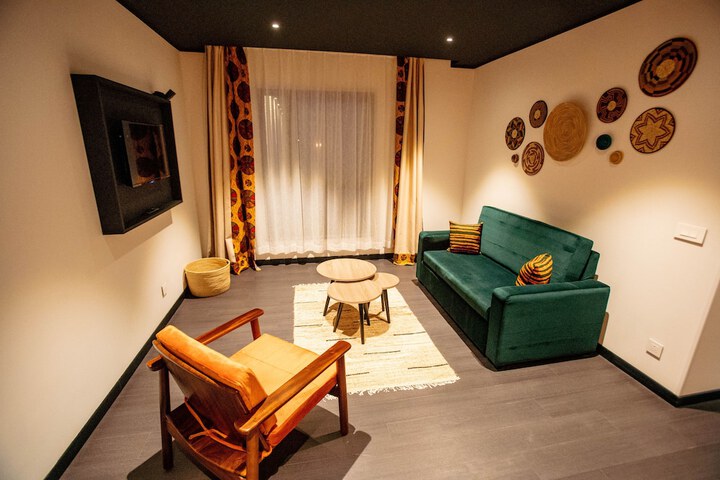 Room 10 of 72