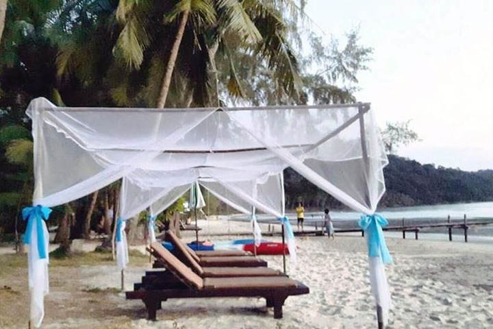 Beach 29 of 47