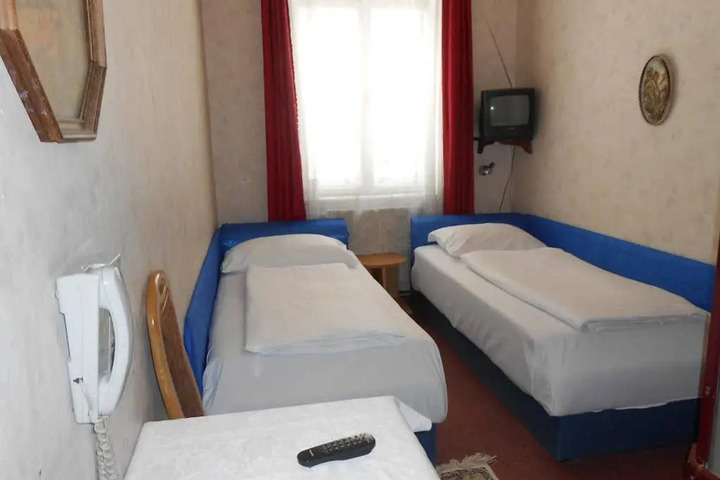 HOTEL PENSION ADRIA