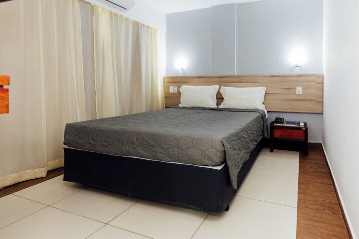 Room 15 of 36