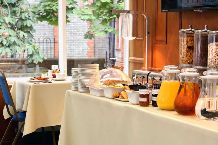 Breakfast/Coffee Service 75 of 91