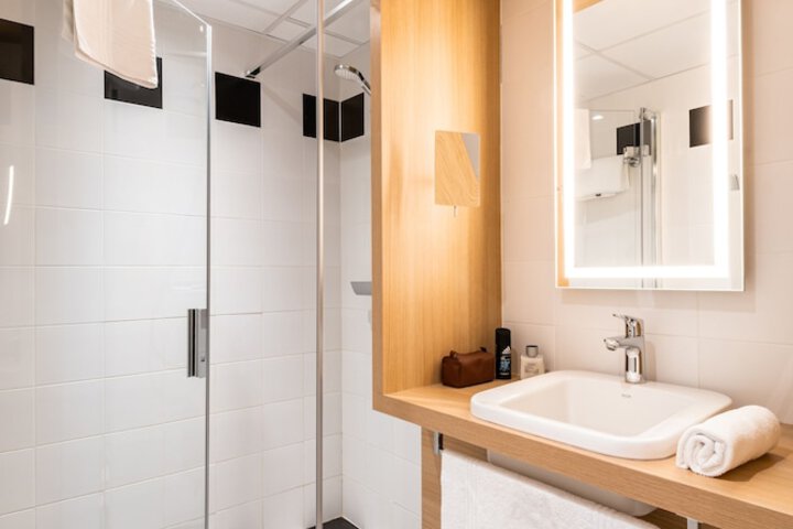 Bathroom Interior Photo