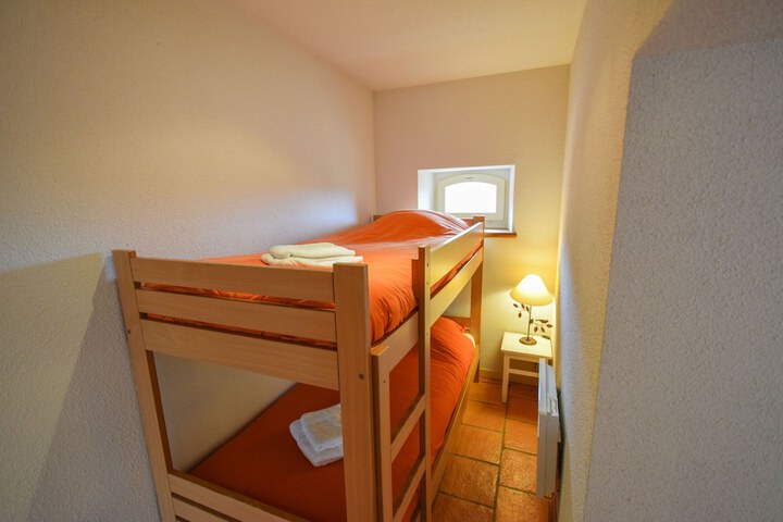 Children's theme room