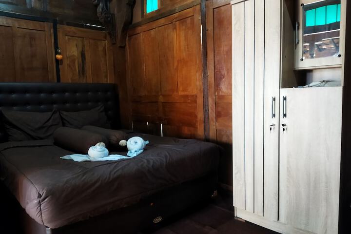 Room 19 of 59