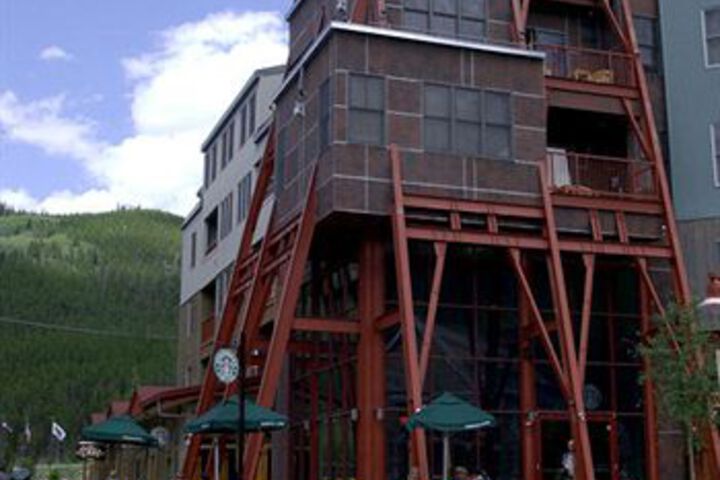 Hotel 3 of 10
