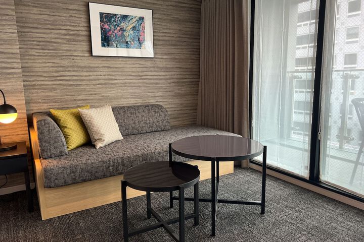 Room 22 of 60