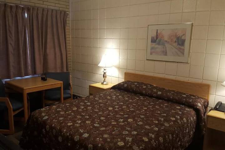 Room 9 of 26