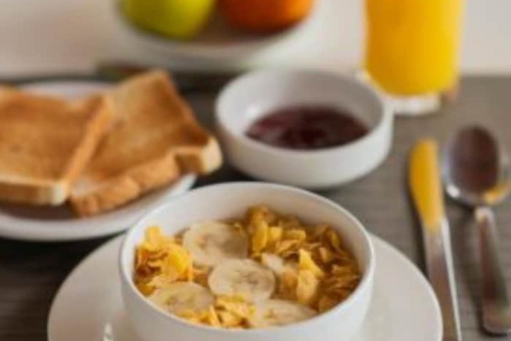 Breakfast/Coffee Service 26 of 35