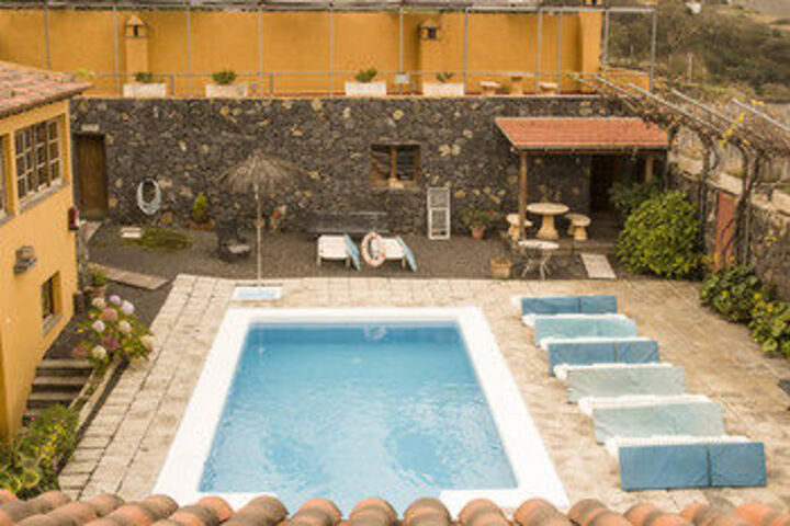Pool 34 of 55