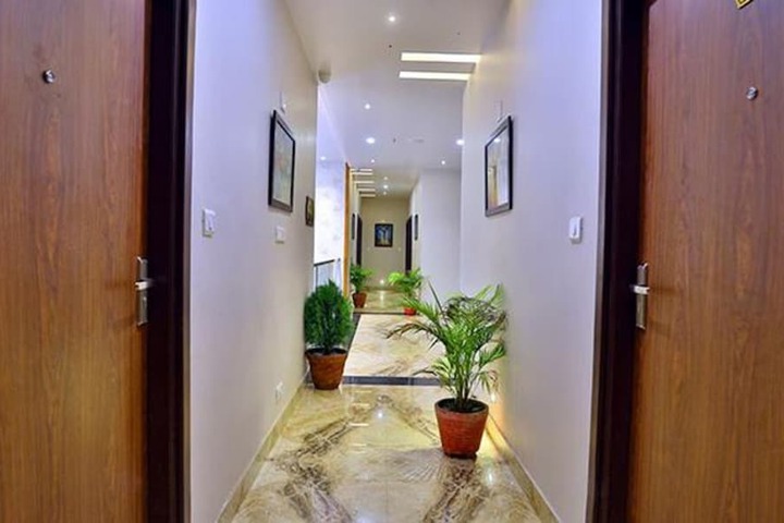 Hotel Interior 4 of 27