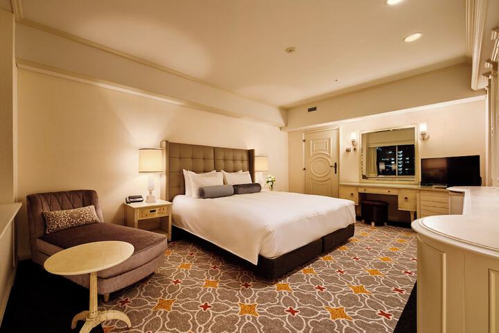 Room 19 of 72
