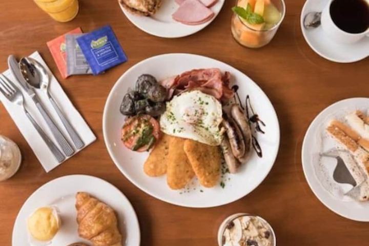 Breakfast/Coffee Service 55 of 59