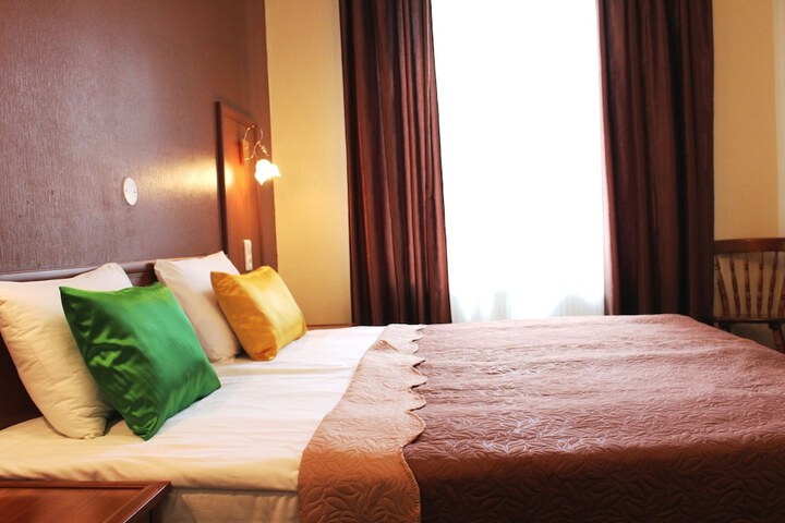 Room 8 of 55
