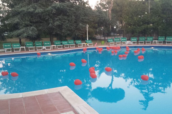 Pools & Facilities